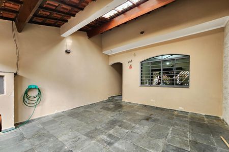 Casa para alugar com 80m², 2 quartos e 1 vaga Casa para alugar com 80m², 2 quartos e 1 vagaGaragem