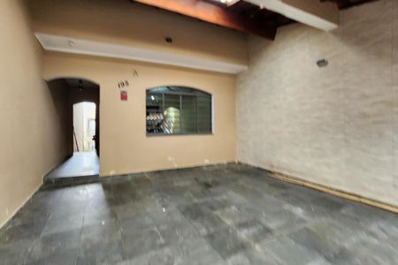 Casa para alugar com 80m², 2 quartos e 1 vaga Casa para alugar com 80m², 2 quartos e 1 vagaGaragem