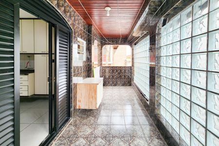 Casa para alugar com 80m², 2 quartos e 1 vaga Casa para alugar com 80m², 2 quartos e 1 vagaÁrea de Serviço