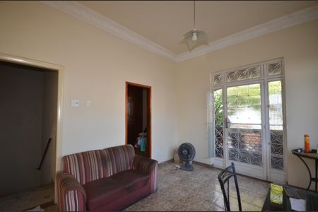 Apartamento para alugar com 130m², 2 quartos e sem vagaSala