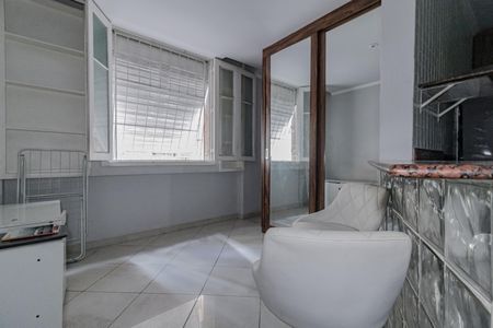Studio à venda com 32m², 1 quarto e sem vaga Studio à venda com 32m², 1 quarto e sem vagaStudio