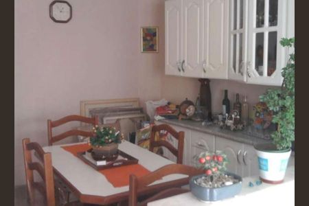 Casa para alugar com 320m², 3 quartos e 2 vagas