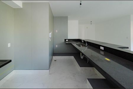 Apartamento à venda com 70m², 2 quartos e 2 vagasCozinha