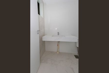 Apartamento à venda com 70m², 2 quartos e 2 vagasBanheiro suíte 2