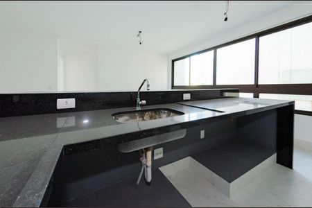 Apartamento à venda com 70m², 2 quartos e 2 vagasCozinha