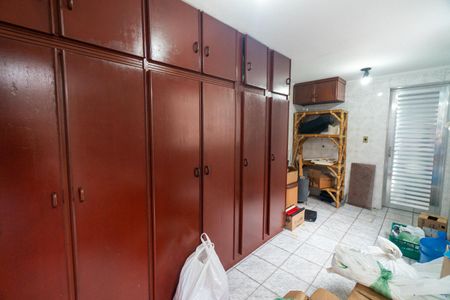 Casa à venda com 200m², 3 quartos e 2 vagas Casa à venda com 200m², 3 quartos e 2 vagasQuarto de Serviço