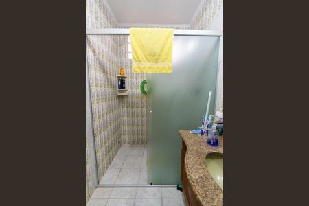 Casa à venda com 200m², 3 quartos e 2 vagas Casa à venda com 200m², 3 quartos e 2 vagasBanheiro Social