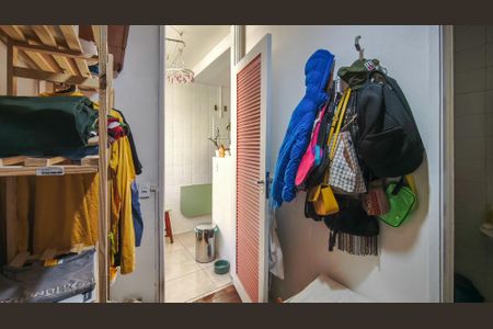 Apartamento à venda com 84m², 2 quartos e 1 vaga Apartamento à venda com 84m², 2 quartos e 1 vagaQuarto de Serviço