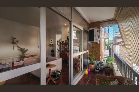 Apartamento à venda com 84m², 2 quartos e 1 vaga Apartamento à venda com 84m², 2 quartos e 1 vagaVaranda da Sala