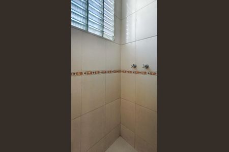 Apartamento à venda com 84m², 2 quartos e 1 vaga Apartamento à venda com 84m², 2 quartos e 1 vagaBanheiro da Suíte