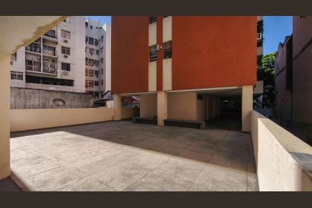 Apartamento à venda com 84m², 2 quartos e 1 vaga Apartamento à venda com 84m², 2 quartos e 1 vagaÁrea comum - Playground