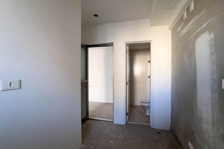 Apartamento à venda com 181m², 3 quartos e 2 vagas Apartamento à venda com 181m², 3 quartos e 2 vagasÁrea de serviço