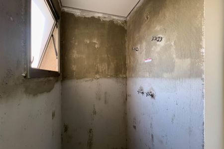 Apartamento à venda com 181m², 3 quartos e 2 vagas Apartamento à venda com 181m², 3 quartos e 2 vagasBanheiro do quarto 3