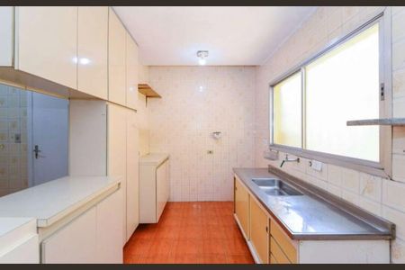 Casa para alugar com 300m², 3 quartos e 2 vagas