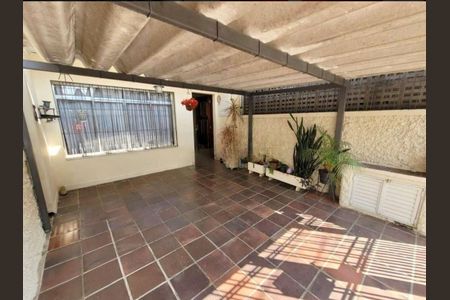Casa para alugar com 320m², 3 quartos e 2 vagas