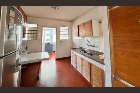 Apartamento à venda com 240m², 2 quartos e 2 vagasFoto 08
