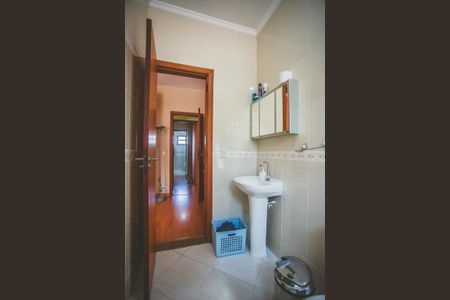 Casa de condomínio à venda com 142m², 2 quartos e 2 vagasBanheiro Suíte