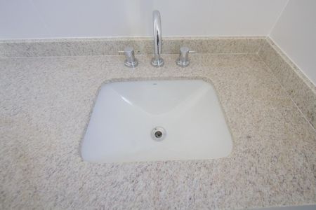 Apartamento à venda com 76m², 2 quartos e 1 vagaBanheiro 1