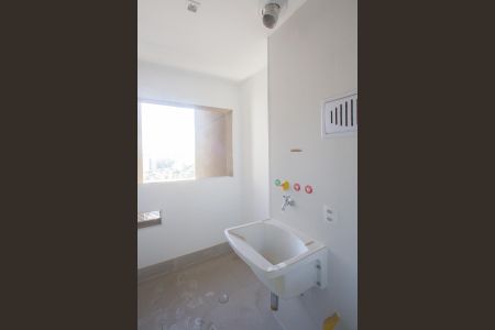 Apartamento à venda com 76m², 2 quartos e 1 vagaÁrea de Serviço