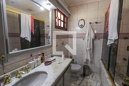 Casa à venda com 300m², 3 quartos e 5 vagasBanheiro - Suíte 1