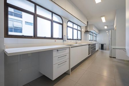 Apartamento à venda com 290m², 3 quartos e 5 vagasCozinha