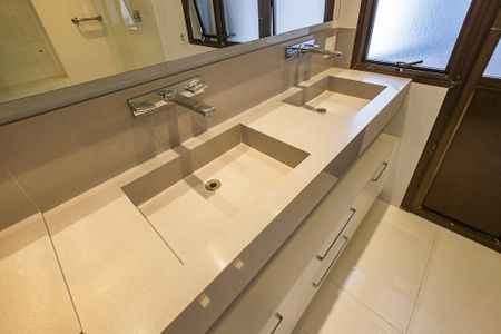 Apartamento à venda com 290m², 3 quartos e 5 vagasSuíte 1 - Banheiro