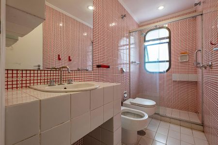 Apartamento à venda com 290m², 3 quartos e 5 vagasBanheiro