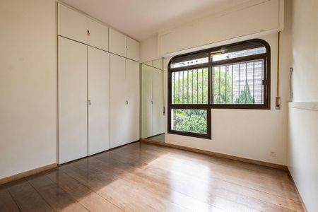 Apartamento à venda com 290m², 3 quartos e 5 vagasQuarto 1