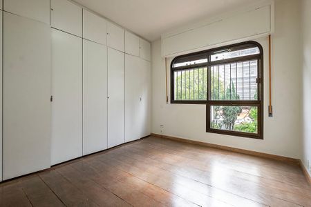 Apartamento à venda com 290m², 3 quartos e 5 vagasSuíte 2