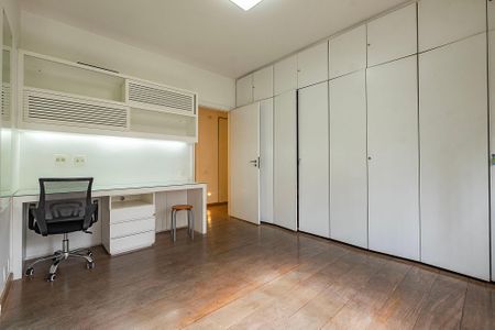 Apartamento à venda com 290m², 3 quartos e 5 vagasSuíte 2