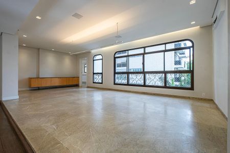 Apartamento à venda com 290m², 3 quartos e 5 vagasSala