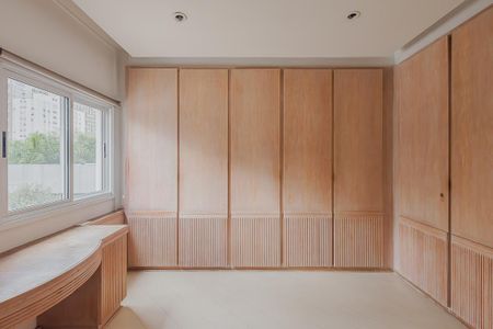 Apartamento à venda com 240m², 3 quartos e 1 vagaQuarto 2