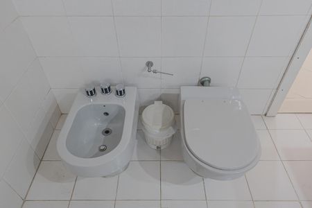 Apartamento à venda com 240m², 3 quartos e 1 vagaBanheiro da Suíte