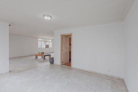 Apartamento à venda com 240m², 3 quartos e 1 vagaSala