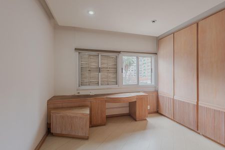 Apartamento à venda com 240m², 3 quartos e 1 vagaQuarto 2