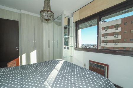 Apartamento à venda com 155m², 2 quartos e 2 vagasSuíte