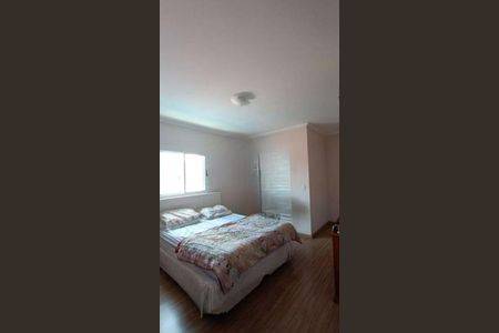 Casa para alugar com 220m², 2 quartos e 2 vagas