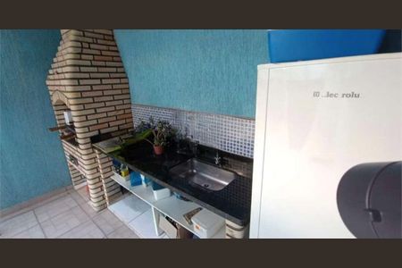 Casa para alugar com 220m², 2 quartos e 2 vagas