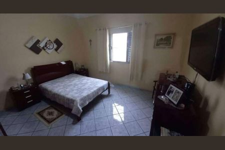 Casa para alugar com 240m², 3 quartos e 2 vagas