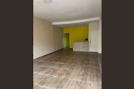 Casa para alugar com 240m², 3 quartos e 2 vagas