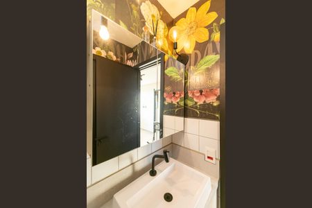 Apartamento para alugar com 34m², 2 quartos e 1 vaga Apartamento para alugar com 34m², 2 quartos e 1 vagaBanheiro Social