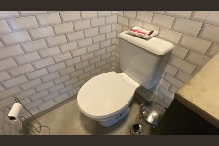 Apartamento à venda com 174m², 3 quartos e 3 vagasBanheiro Social