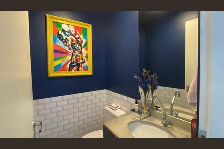 Apartamento à venda com 174m², 3 quartos e 3 vagasBanheiro Social