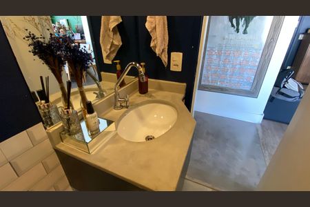 Apartamento à venda com 174m², 3 quartos e 3 vagasBanheiro Social