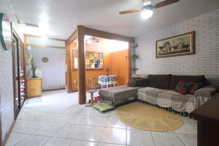 Casa à venda com 196m², 3 quartos e 2 vagasSala