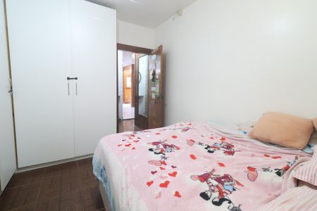 Casa à venda com 196m², 3 quartos e 2 vagasQuarto 2