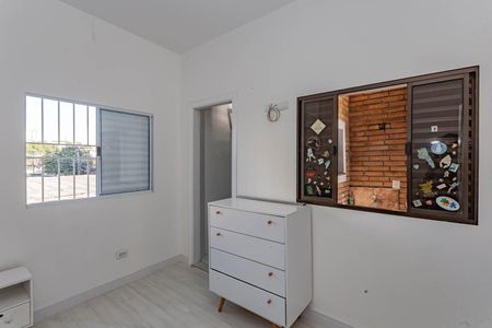 Casa à venda com 120m², 2 quartos e 2 vagassuite