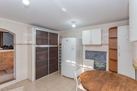 Casa à venda com 120m², 2 quartos e 2 vagasCozinha