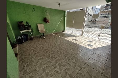 Casa à venda com 133m², 3 quartos e 2 vagas