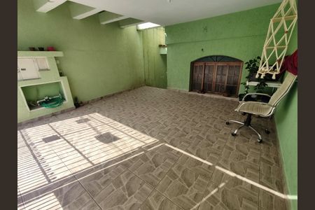 Casa à venda com 133m², 3 quartos e 2 vagas